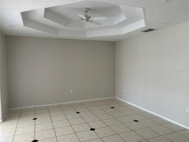 Building Photo - 4272 Pandora Rd