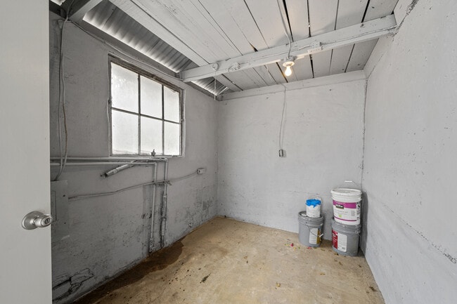 Building Photo - 3938 S Walters