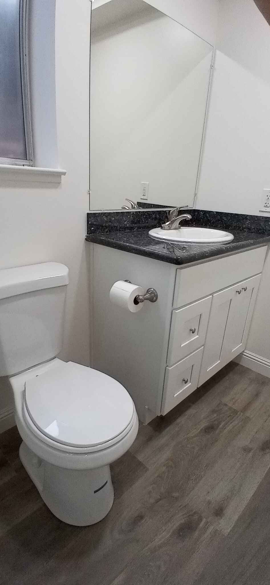 Building Photo - 4162 Hamilton Ave