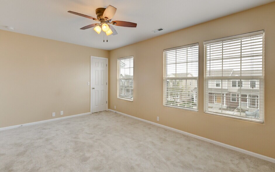 Building Photo - 2728 Scotchbroom Point