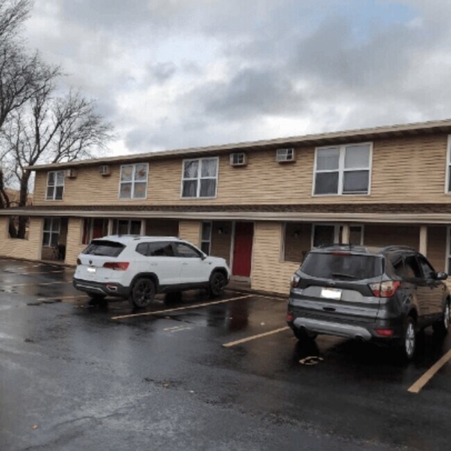Primary Photo - 2354 Canter Ln