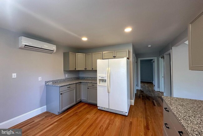 Building Photo - 115 Prospect Ave