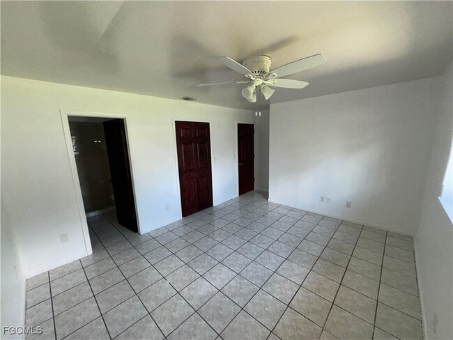 Building Photo - 515 SE 23rd Pl