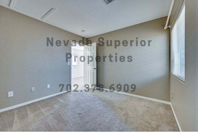 Building Photo - NW!!!  4 Bedrooms!!! Pool!! Spa!! Water Fa...