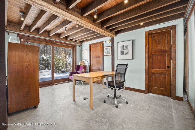 Building Photo - 2022 Co Rte 8