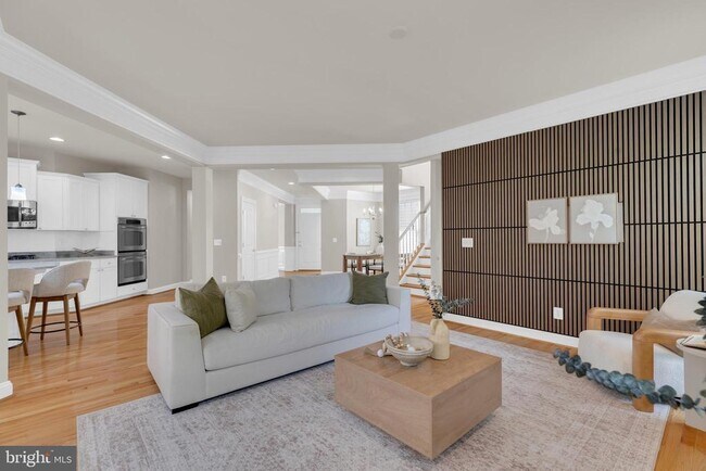 Building Photo - 42706 Chisholm Dr