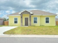 Building Photo - 411 Hinojosa