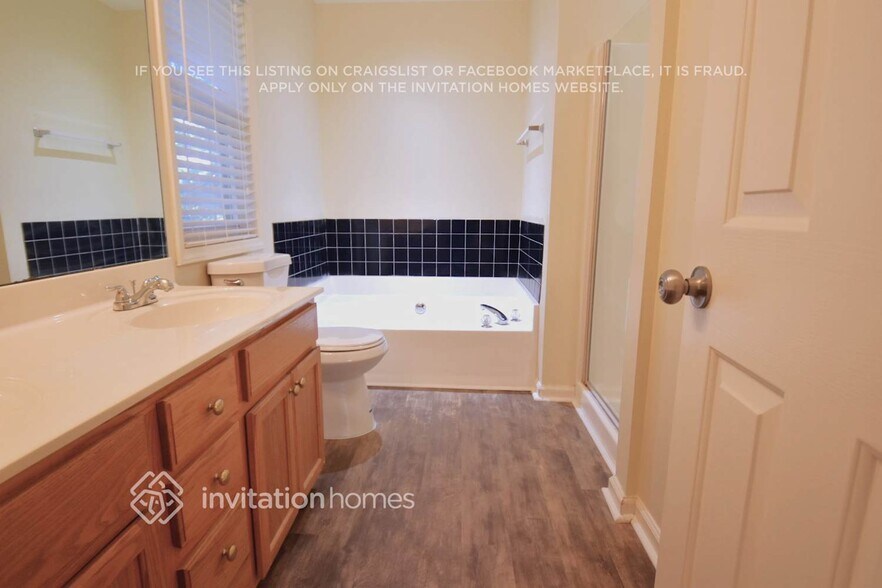 Building Photo - 2817 Buggy Whip Ct