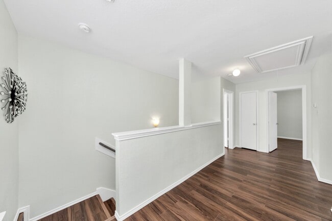 Building Photo - 2610 Skyview Shadows Ct