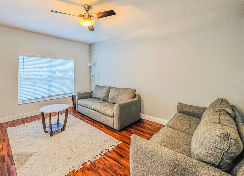 Building Photo - 255 Lake Monterey Cir