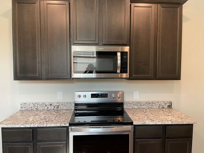 Building Photo - 109 Declaration Ln