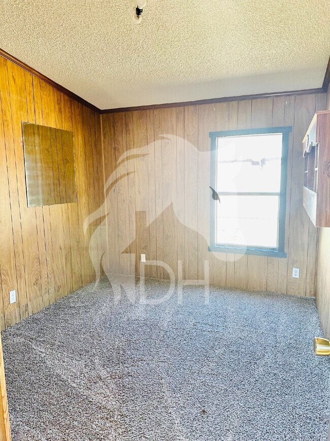 Building Photo - 310 Madison Ave