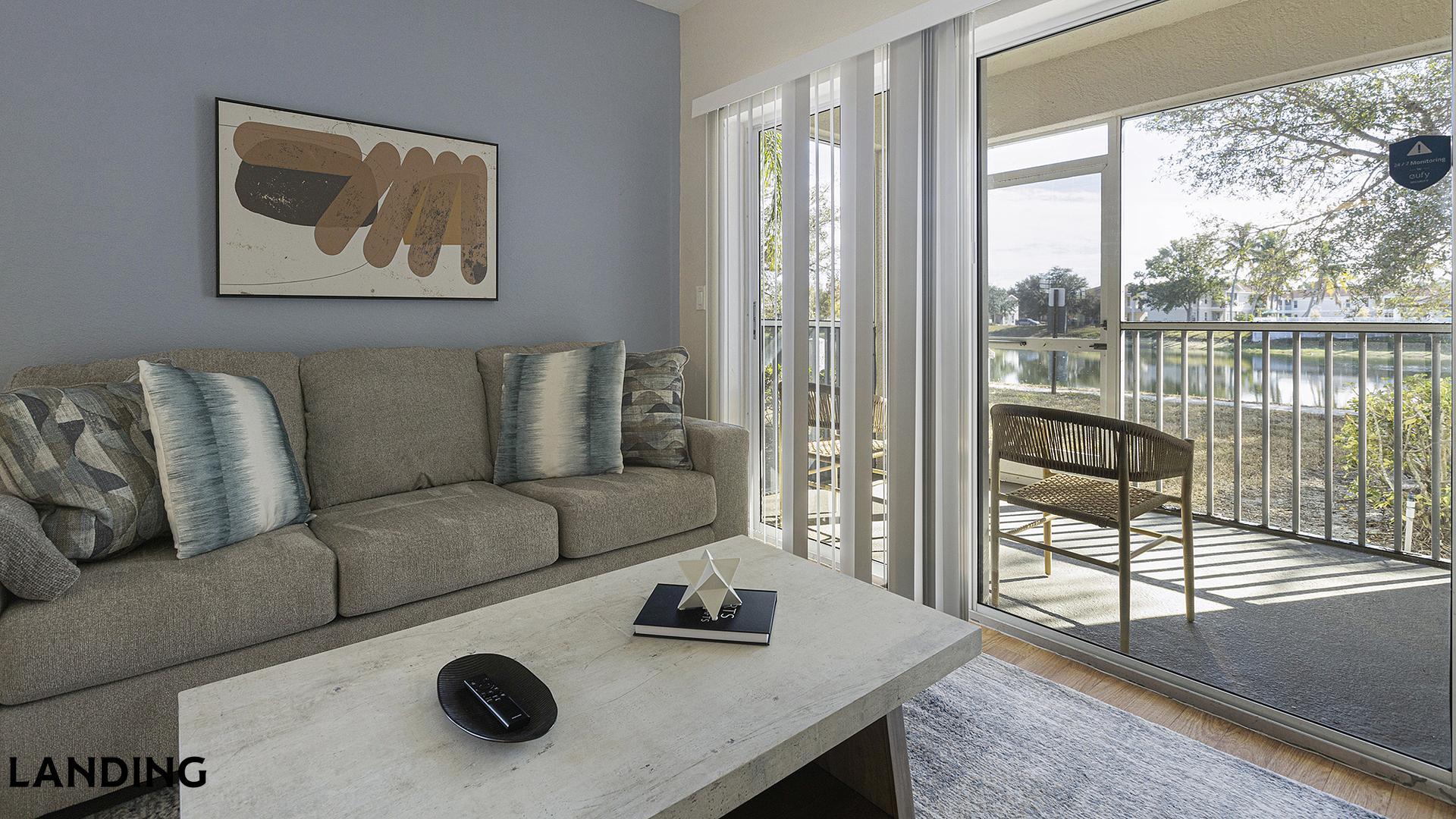 Building Photo - 3695 Island Club Dr