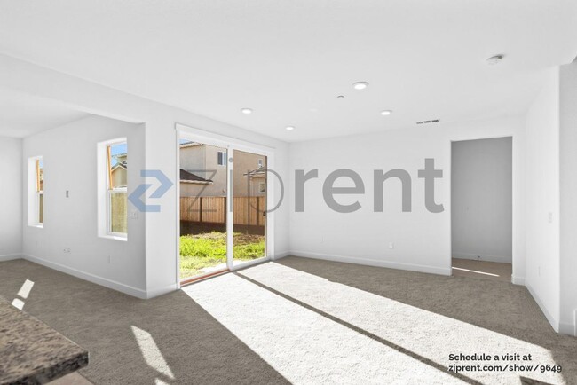 Building Photo - 5584 Howell Mountain Ln