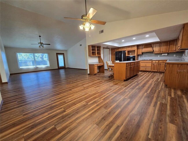 Building Photo - 2991 Biron Rd