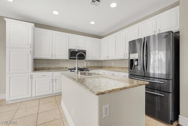 Building Photo - 7314 W Mistral Ave