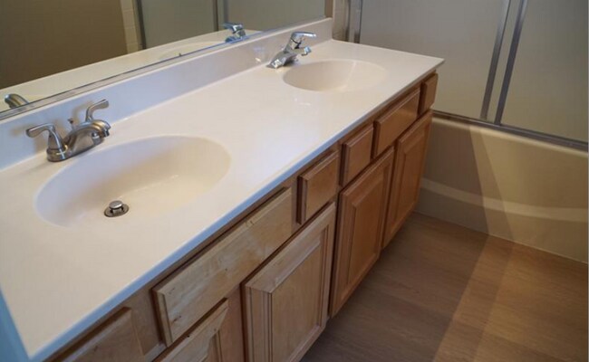 Building Photo - 10181 Bentley Oaks Ave