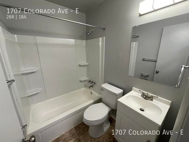 Building Photo - 1707 Colorado Ave
