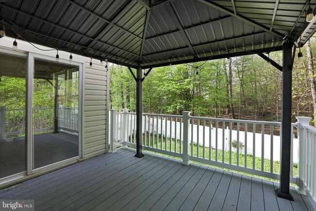 Building Photo - 6981 Linden Ave