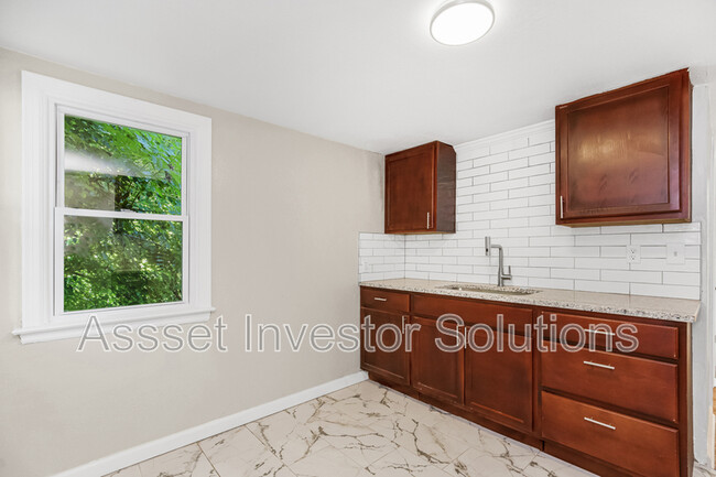 Building Photo - 4141 Eaton St