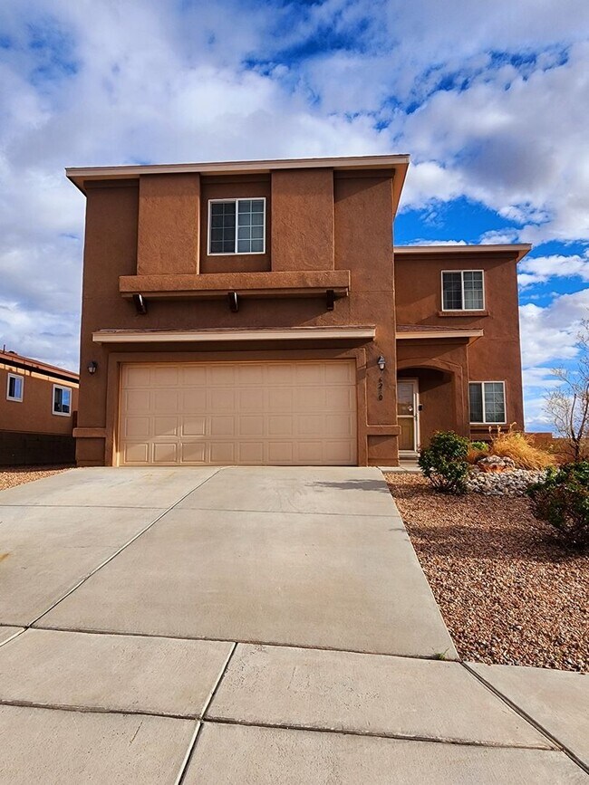 Building Photo - Spacious 4-Bedroom Home with Loft in Charm...