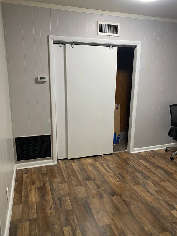 Building Photo - 57 Vine St