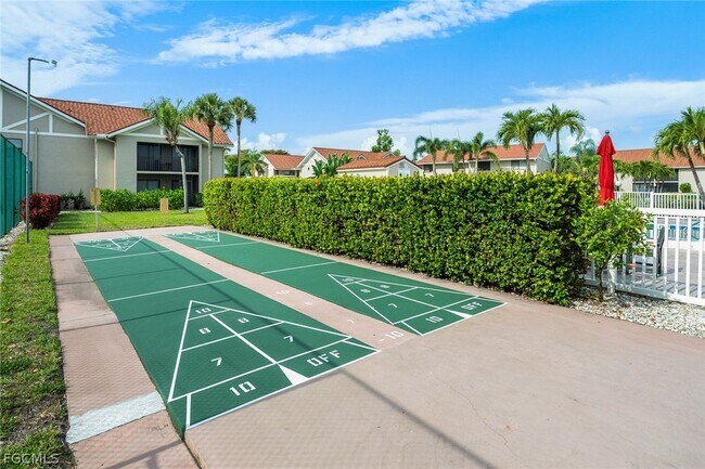 Building Photo - 9639 Eaton Gardens Ln