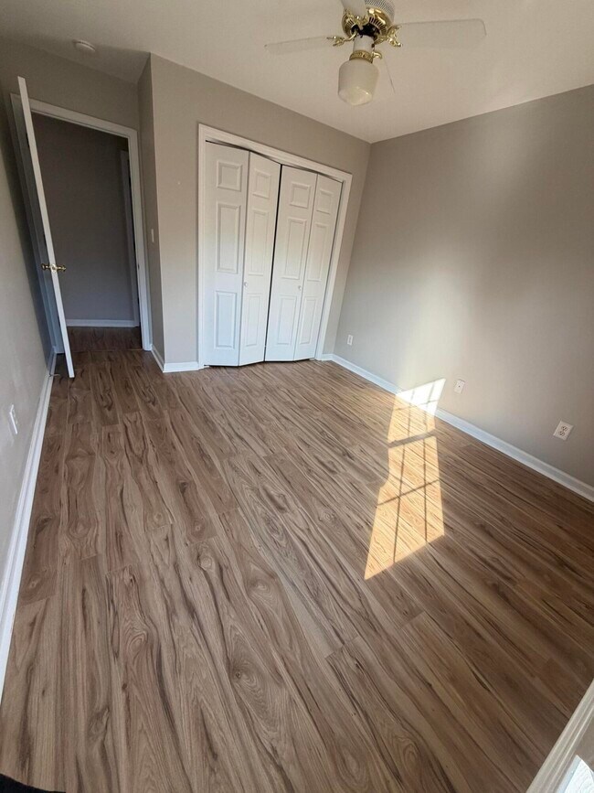 Building Photo - 516 Granite Point