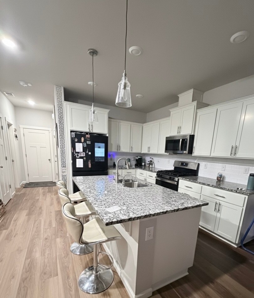 Kitchen - 8143 SE Leafhopper St