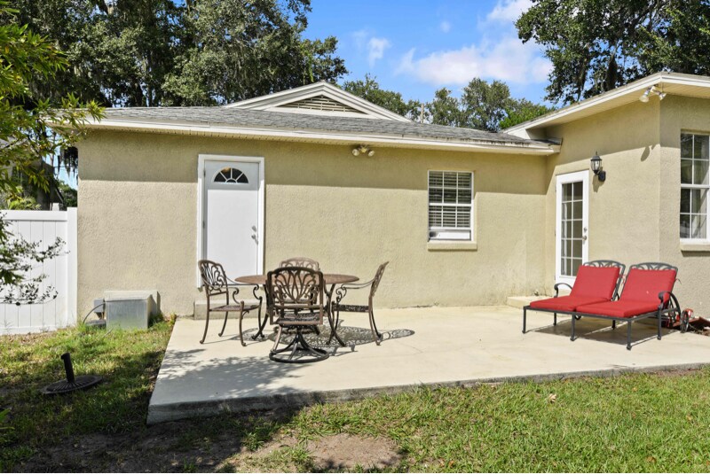 Building Photo - 350 N Phelps Ave