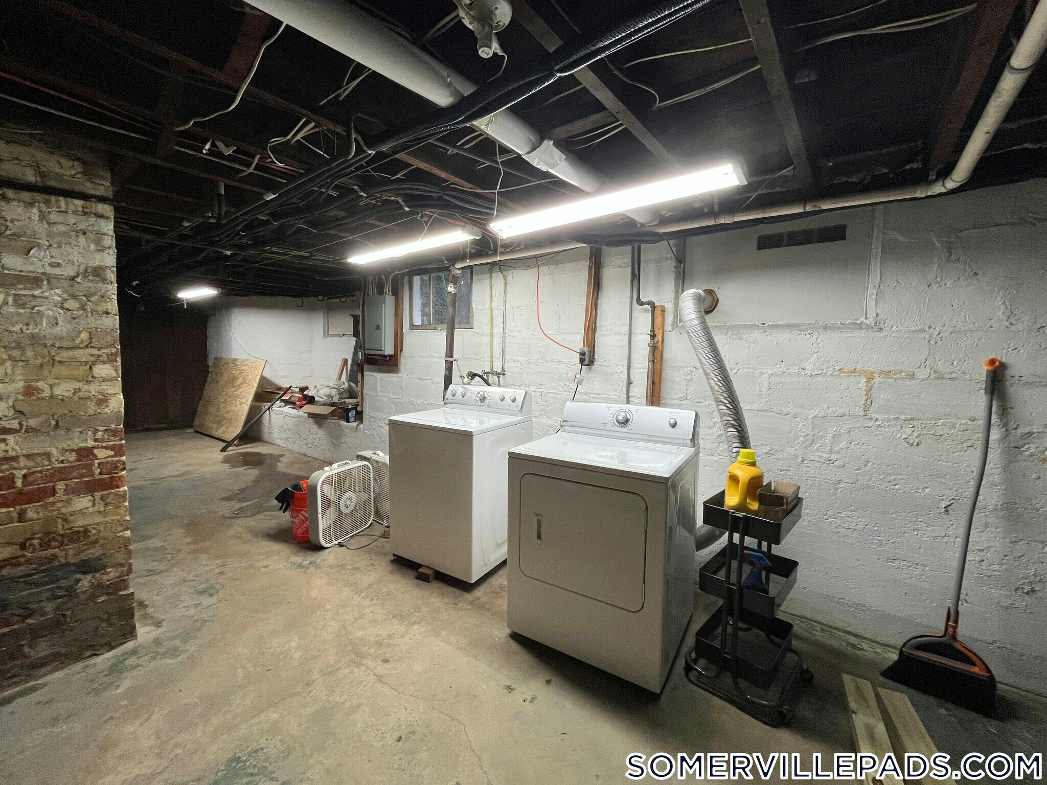 Building Photo - 76 Powder House Blvd