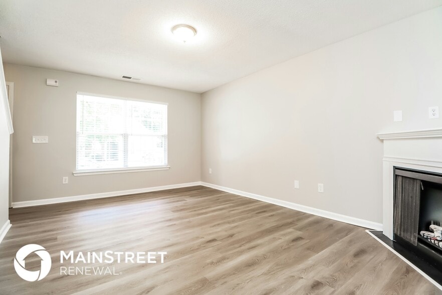 Building Photo - 192 Lossie Ln