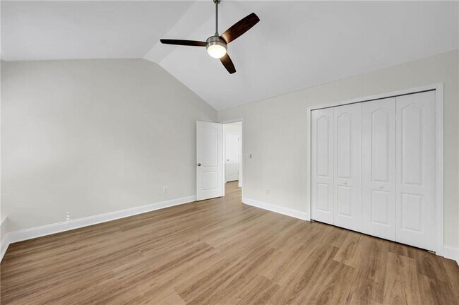 Building Photo - 324 General Wheeler Dr