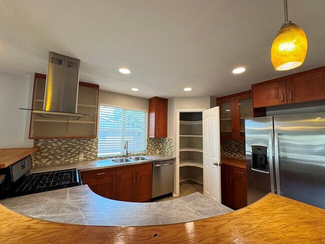 Building Photo - 3003 Burning Oak Dr