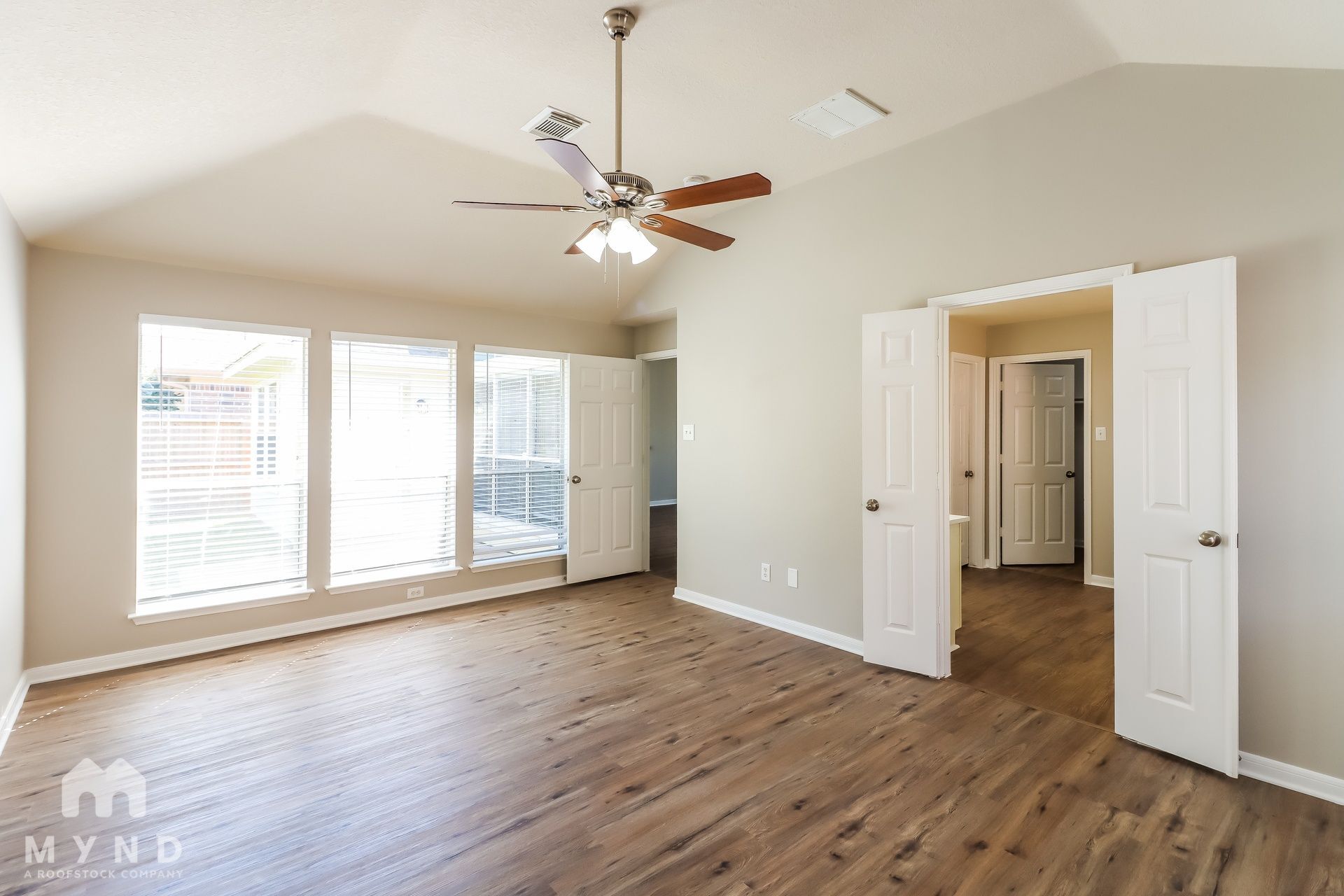 Building Photo - 3638 Slocom Dr