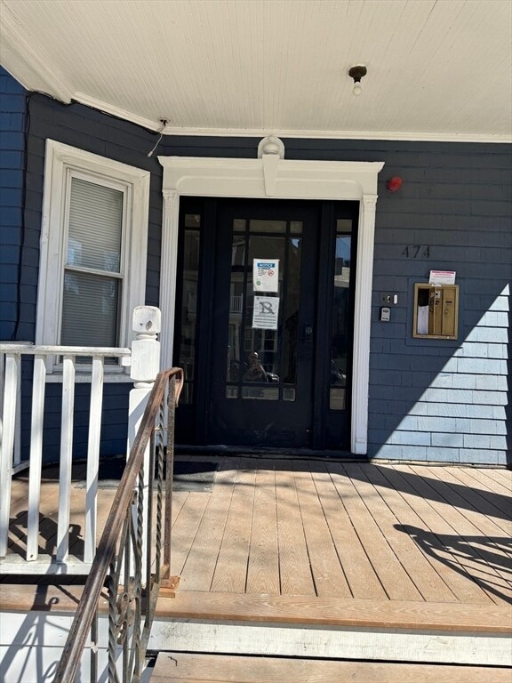 Building Photo - 474 Talbot Ave