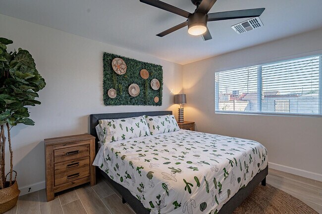 Building Photo - 7535 E Princeton Ave