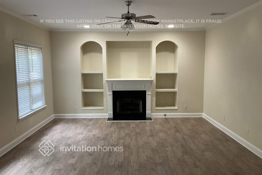 Building Photo - 2116 Leafmore Ct SE