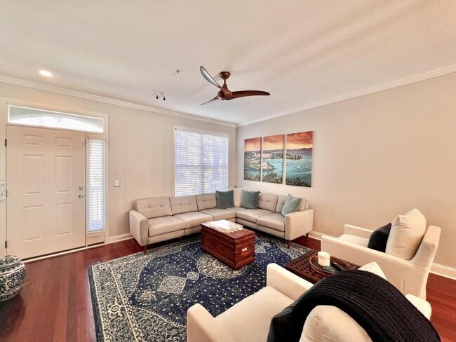 Building Photo - SUMMER SPECIAL - $500 off first month's rent!!