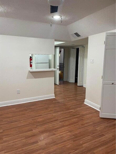 Building Photo - 2500 Houma Blvd