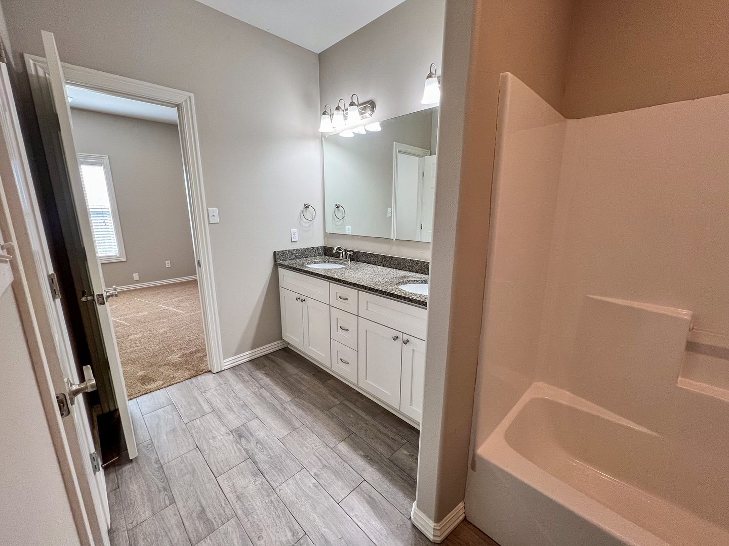 Building Photo - 6705 MARIBETTE RD