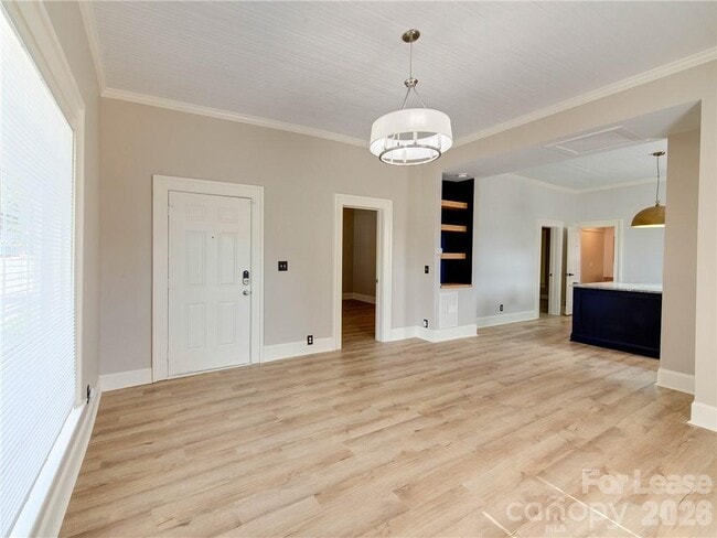 Building Photo - 1100 Pegram St