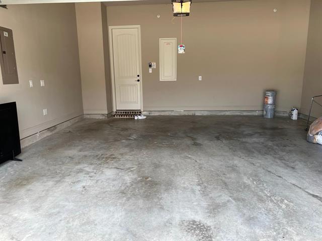 Building Photo - 2843 Highpoint Ct