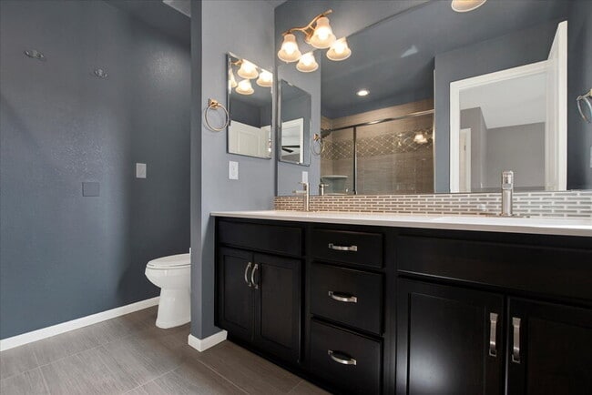 Building Photo - 9318 E 58th Dr