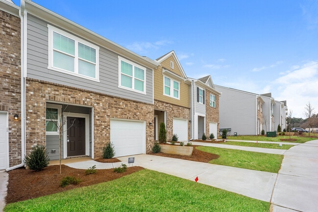 Primary Photo - Fantastic 3bd/2.5ba home! Let yourself in!