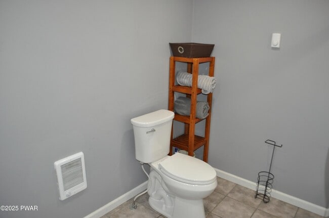 Building Photo - 25 Lizzy Ln