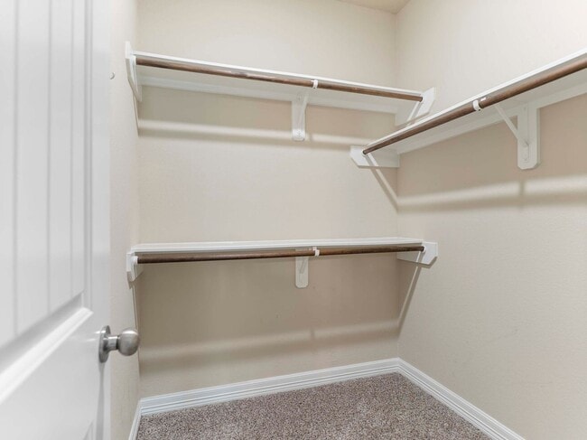 Building Photo - 3 bed 2 bath ( Columbia Lakes)