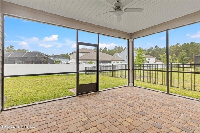 Building Photo - 1719 Amberly Dr