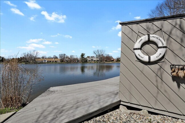 Building Photo - 4010 Clubhouse Dr