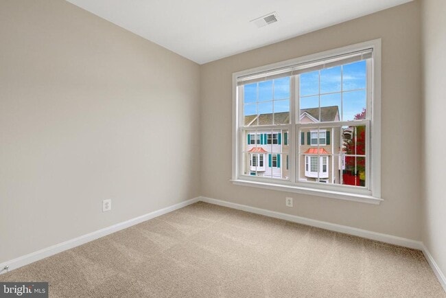 Building Photo - 43787 Tattinger Terrace
